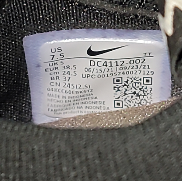 Nike VaporMax Flyknit - Picture 8 of 10
